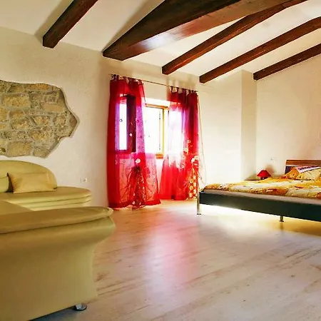 Willa Robinson House Lupoglav (Istria)