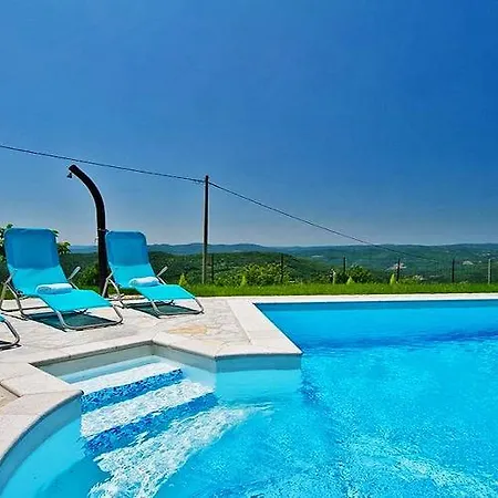 Robinson House Lupoglav (Istria)